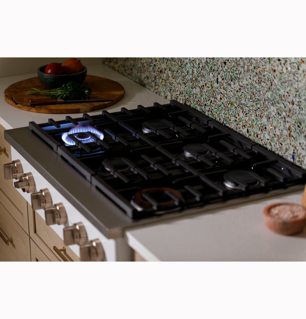 CAFÉ™ 36" Commercial-Style Gas Rangetop with 6 Burners (Natural Gas)