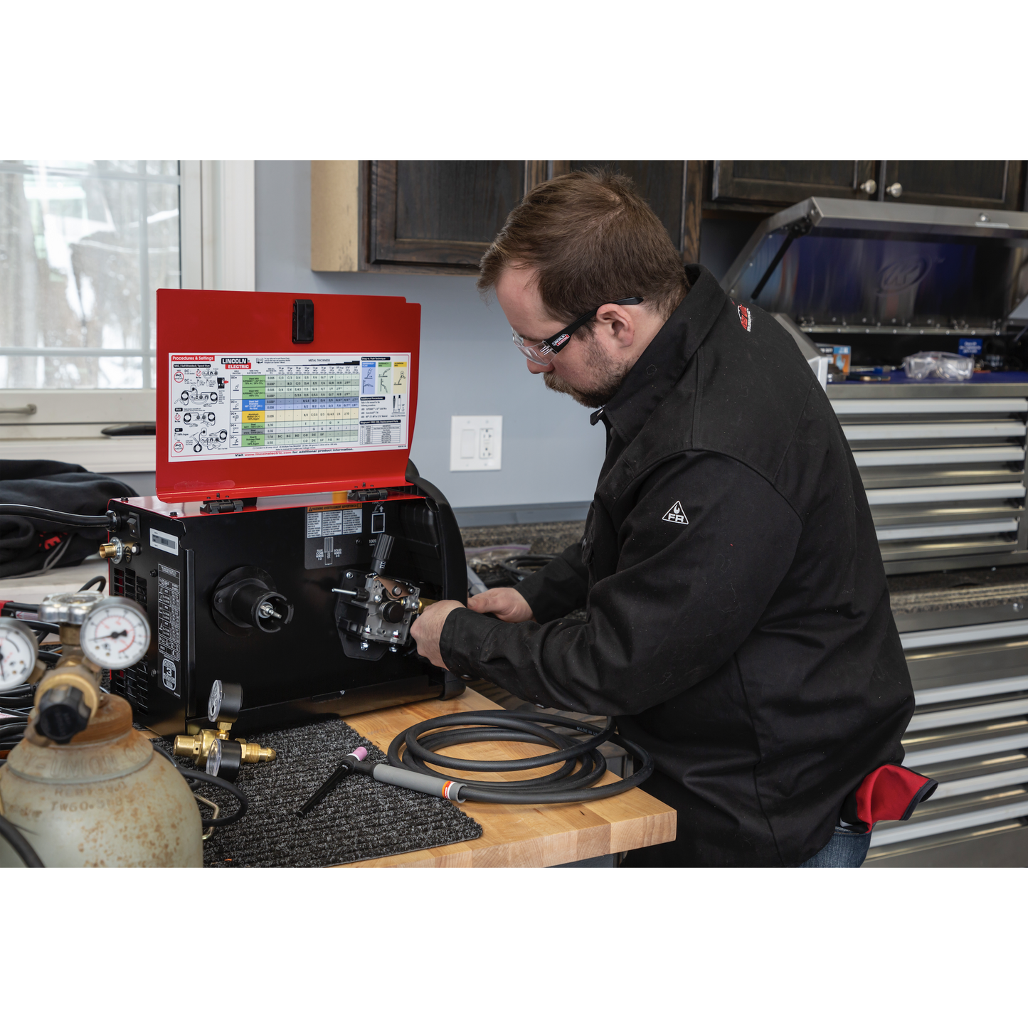 Lincoln POWER MIG 140 MP Multi-Process Welder - K4498-1