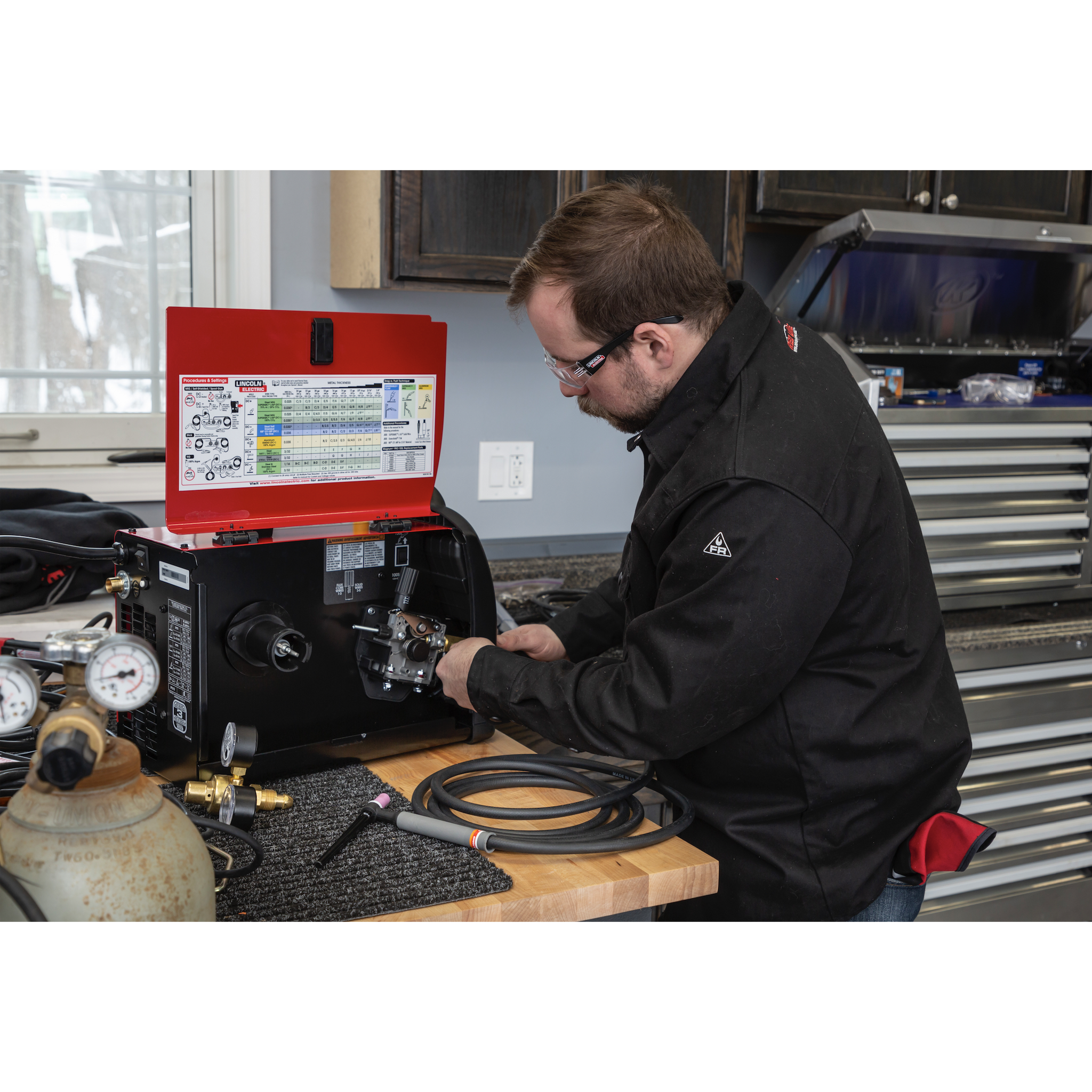 Lincoln POWER MIG 140 MP Multi-Process Welder - K4498-1