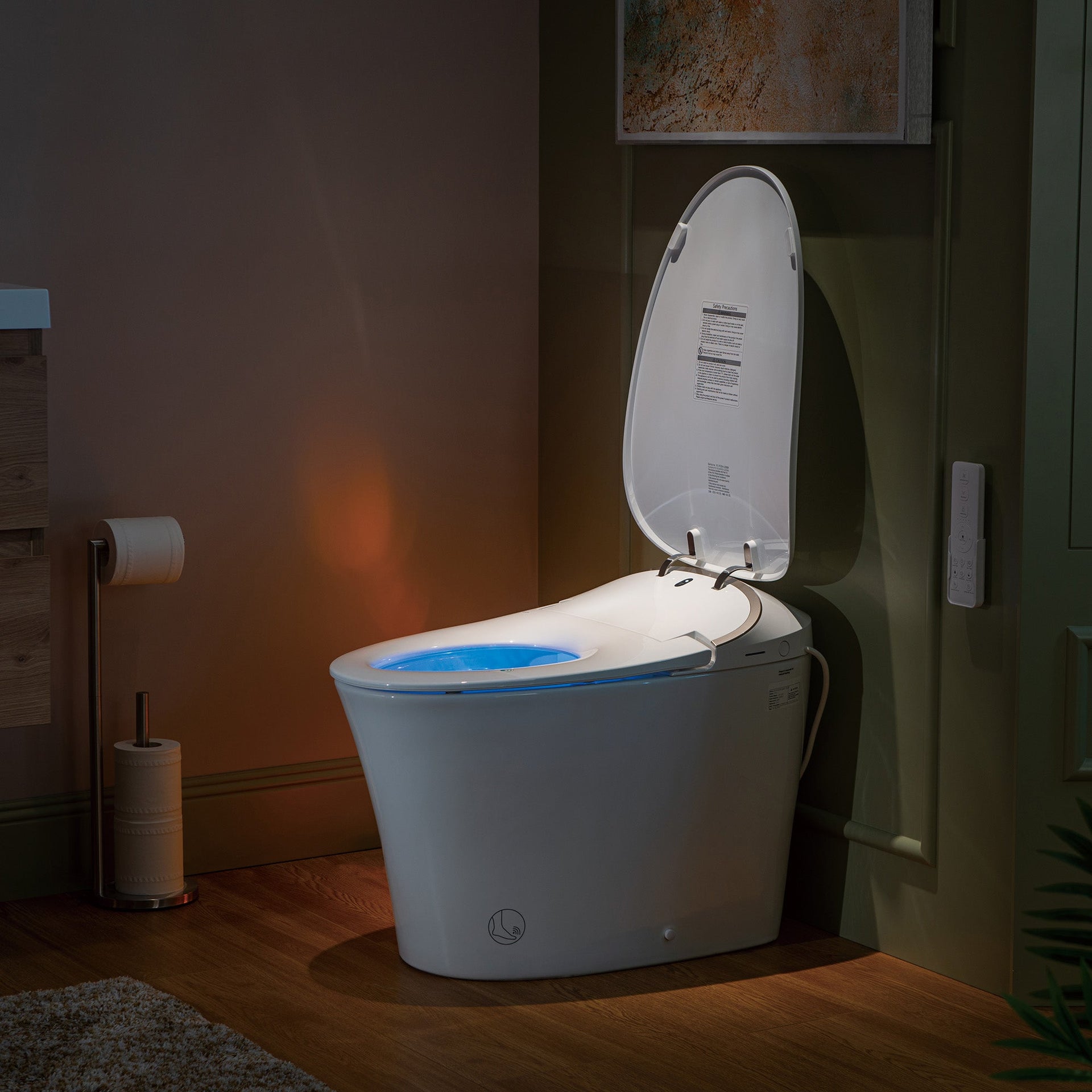 WOODBRIDGE LT610 Smart Toilet Bidet Dual Flush 1/1.6 GPF Auto Open Close Heated Seat Auto Flush New