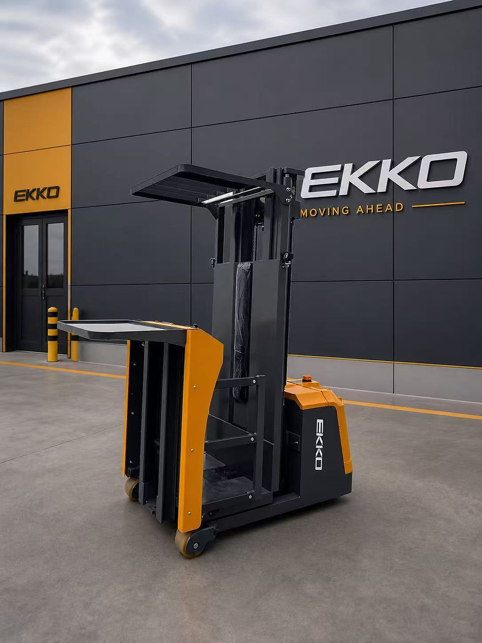 Ekko Order Picker Lithium Electric 220 lbs Capacity 216 in. Lift Height EOP22-216Li New