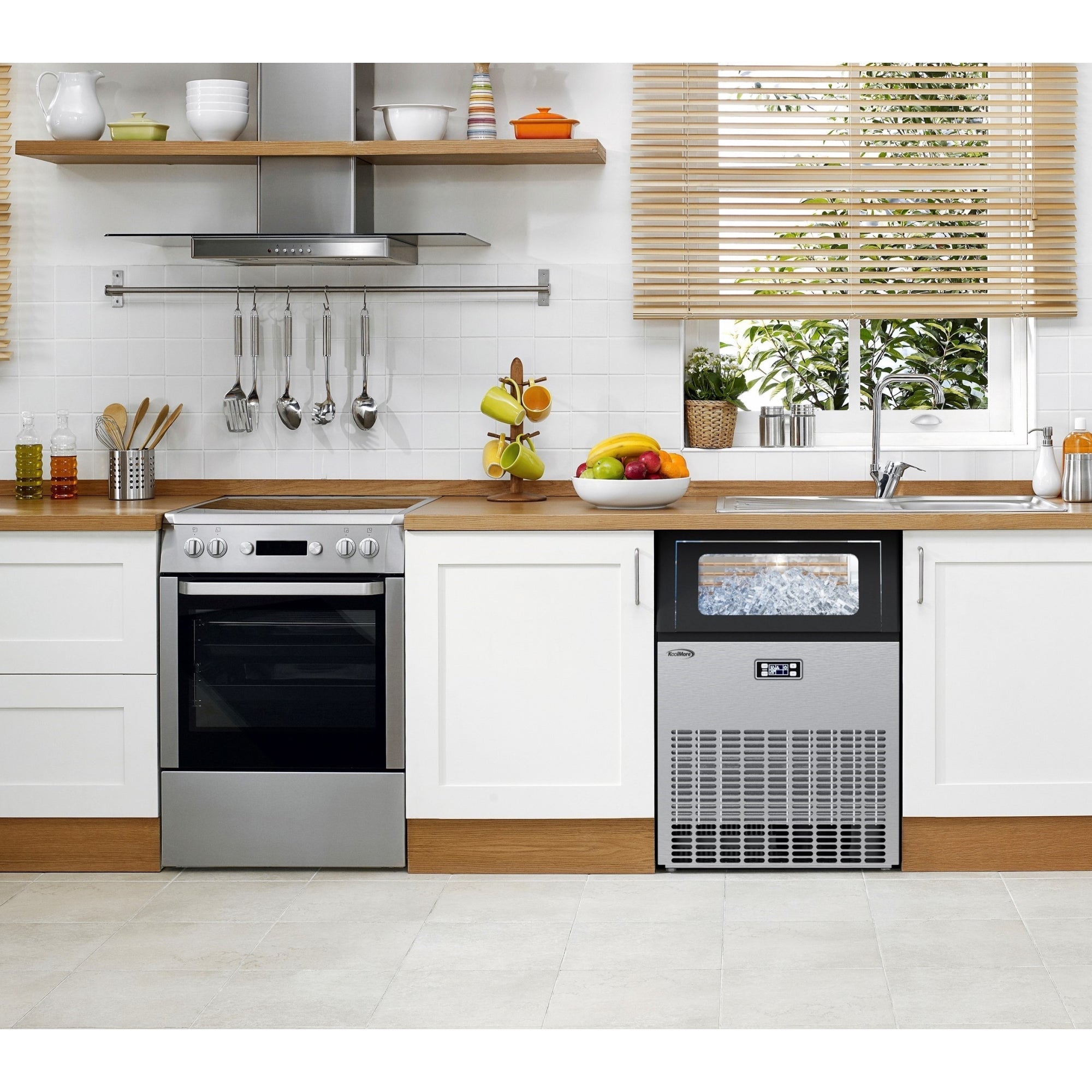 22 in. Air Cooled Undercounter Commercial Ice Maker, 265 lbs/24h.
