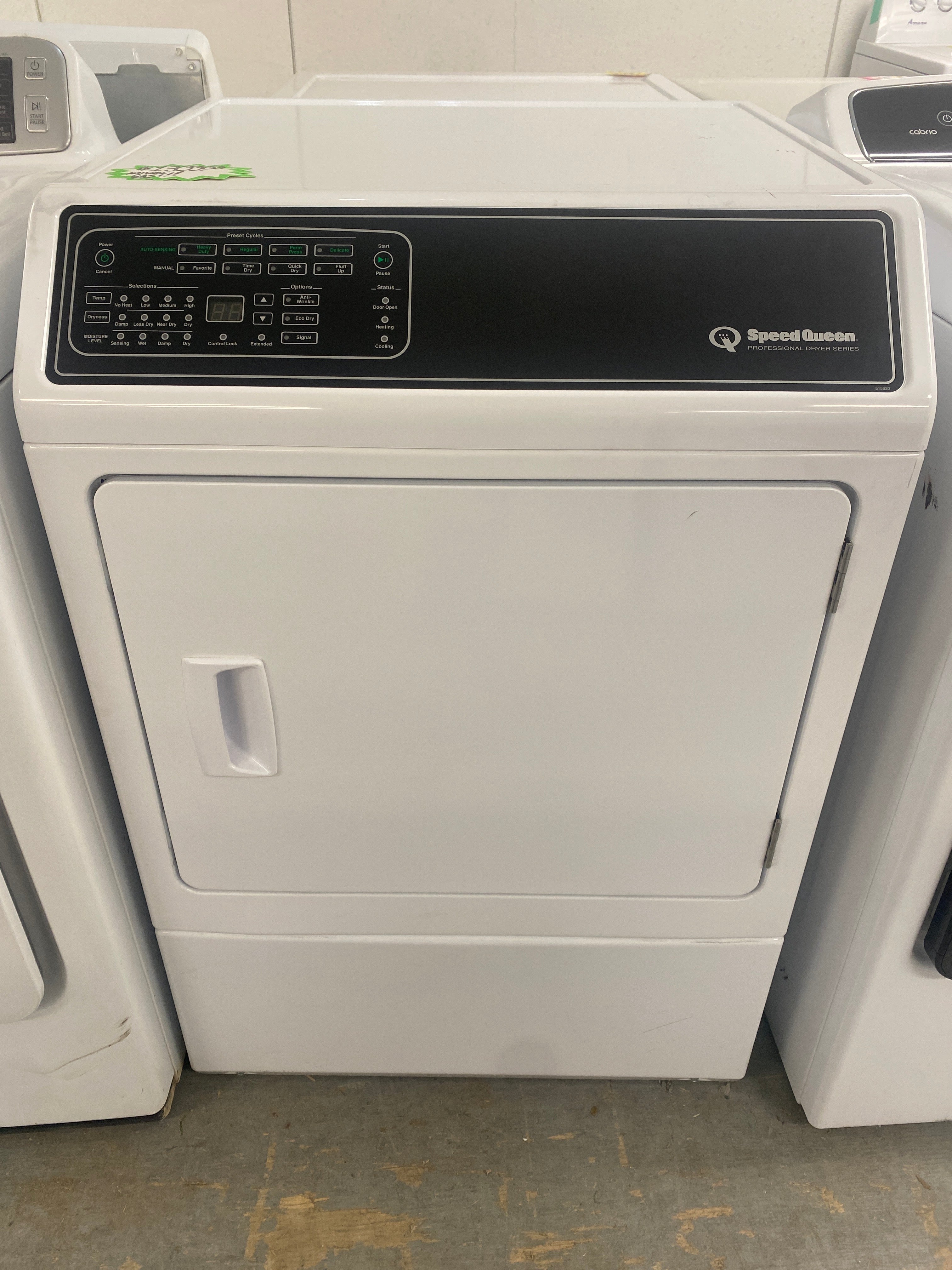 Speedqueen Commercial 7.2 cu. ft. Natural Gas Dryer