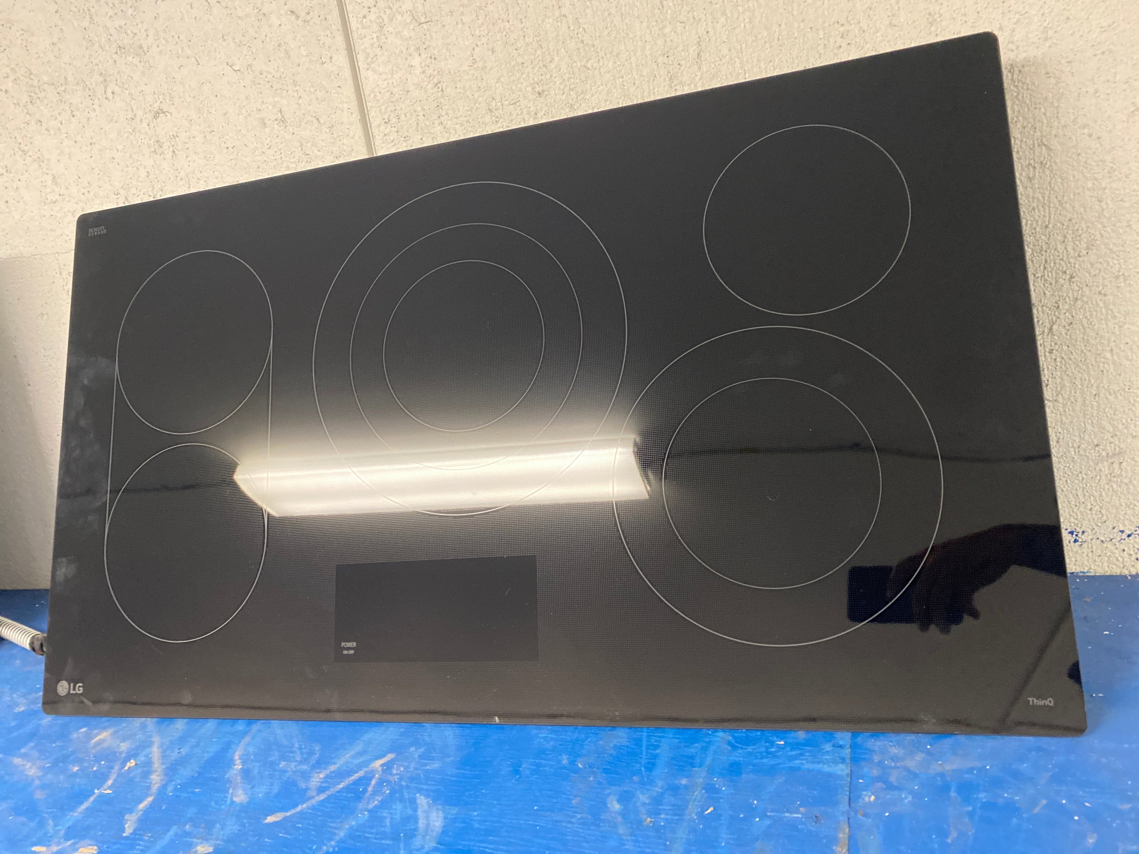 LG 36” 5-Burner Electric Cooktop