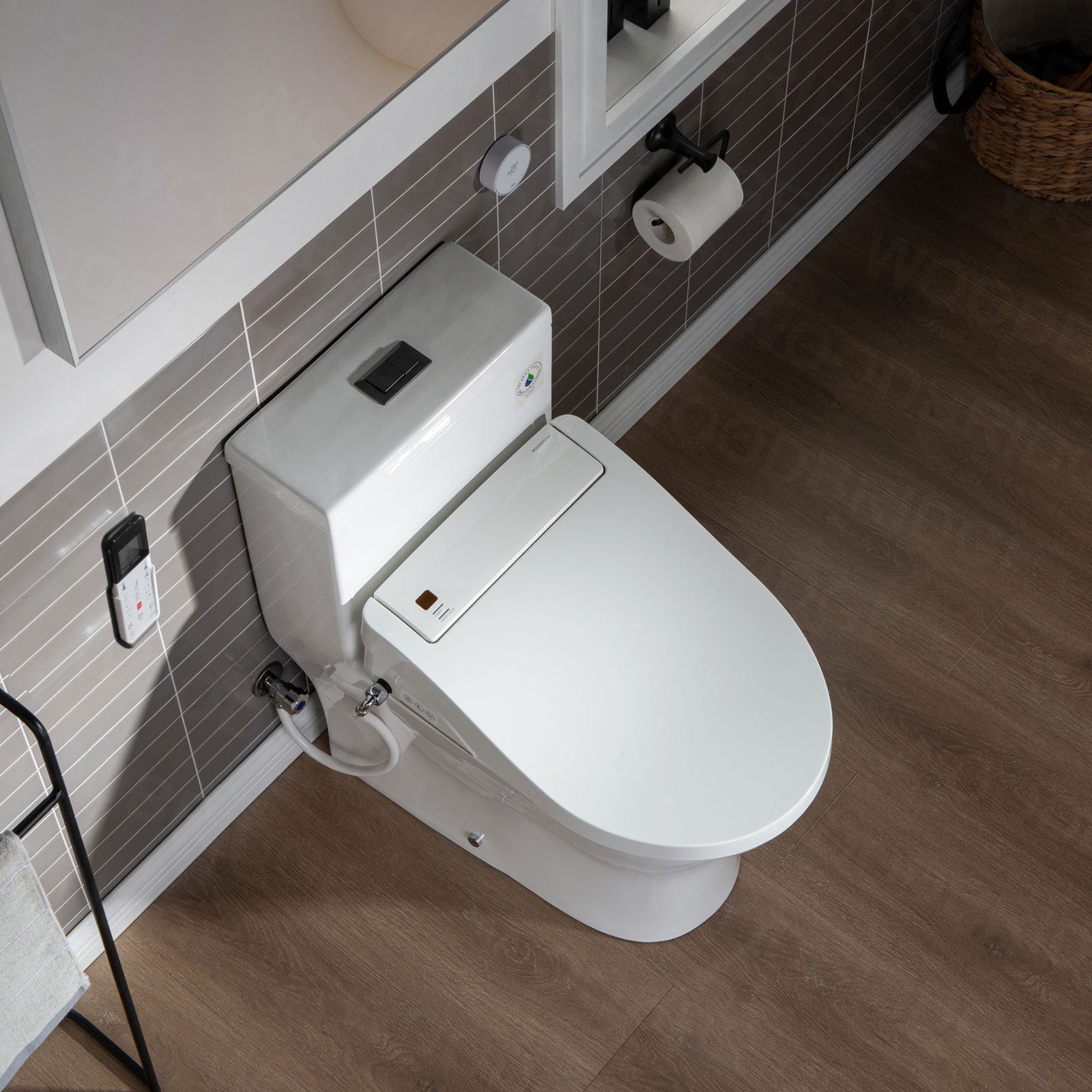 WOODBRIDGE T-0022 Luxury Toilet 1.28 GPF Elongated One Piece with Advanced Bidet Seat New
