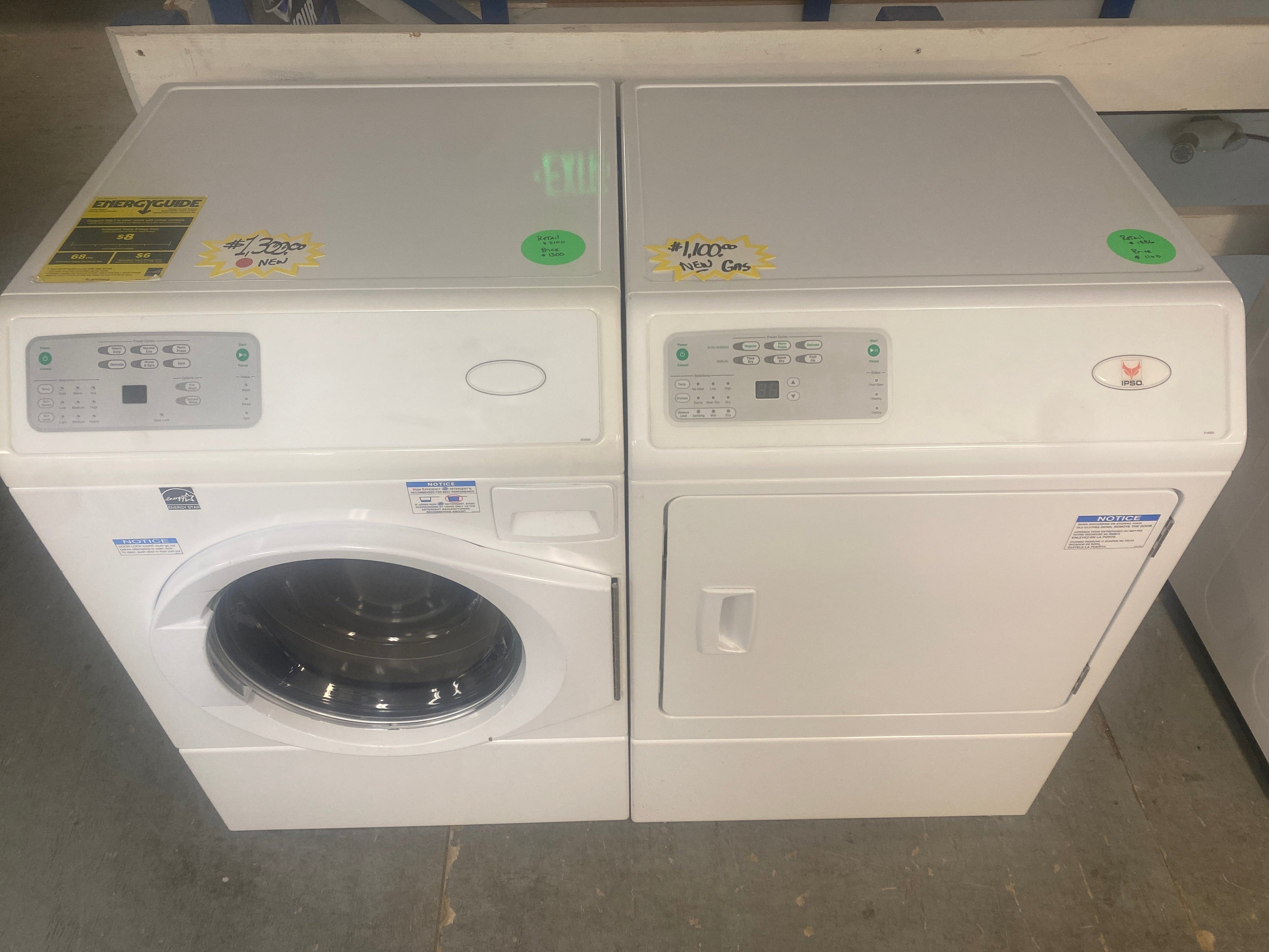 Ipso Commercial Front-Load Washer & 7.4 cu. ft. Natural Gas Dryer Set