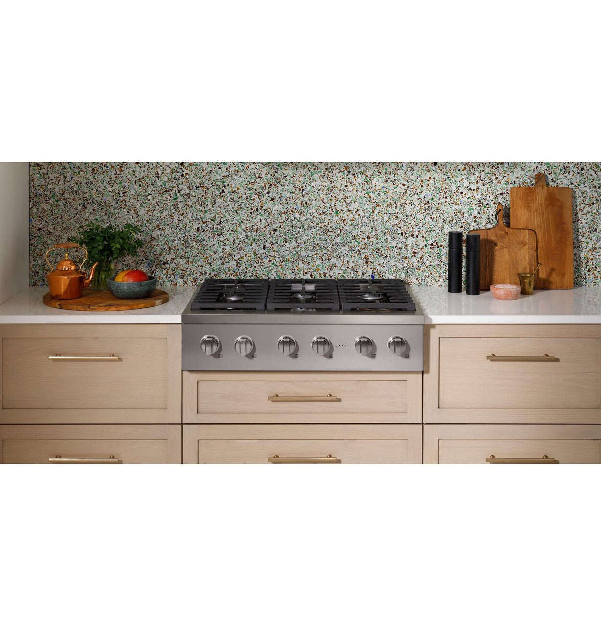 CAFÉ™ 36" Commercial-Style Gas Rangetop with 6 Burners (Natural Gas)