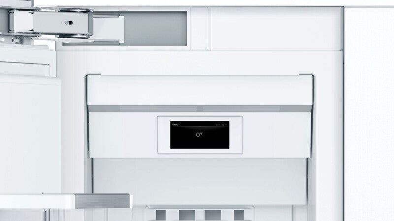 BOSCH  Benchmark™ Built-in Freezer 18'' Flat Hinge - Not Applicable (B18IF905SP)