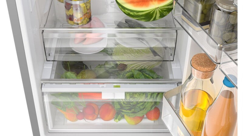 Bosch  800 Series Free-standing fridge-freezer with freezer at bottom, glass door 24'', Total No Frost - White (B24CB80ESW)