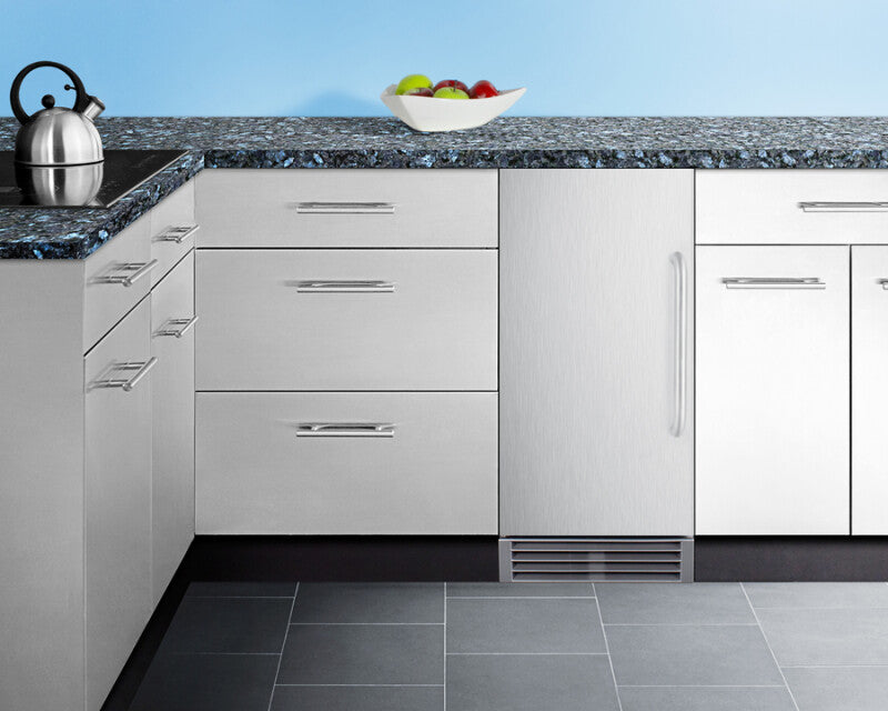 Summit  Built-In Outdoor 45 lb. Clear Icemaker, ADA Compliant - Stainless Steel (BIM47OSADA)
