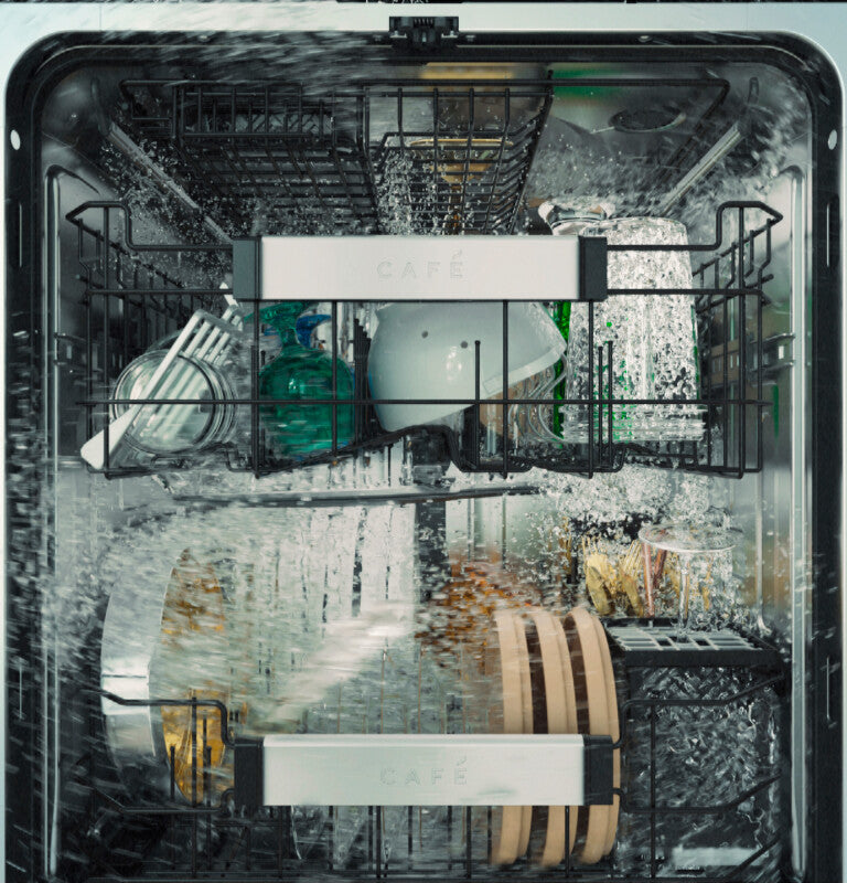 CAFE  Caf? Customfit Stainless Interior Smart Dishwasher With Ultra Wash Top Rack And Dual Convection Ultra Dry, 44 Dba - Matte White (CDT858P4VW2)