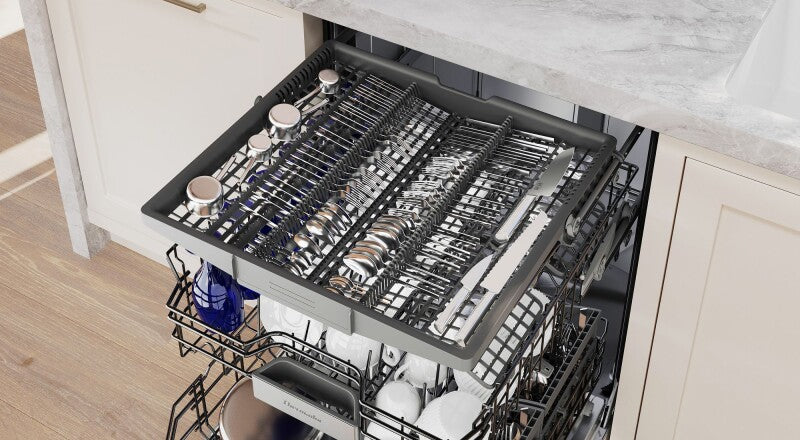 THERMADOR  Emerald® Dishwasher 24'' Custom Panel Ready - Panel Ready (DWHD640EPR)