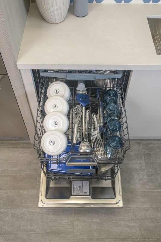 THERMADOR  Emerald® Dishwasher 24'' Custom Panel Ready - Panel Ready (DWHD640EPR)