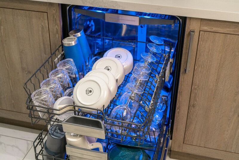THERMADOR  Sapphire® Dishwasher 24'' Custom Panel Ready - Panel Ready (DWHD660EPR)
