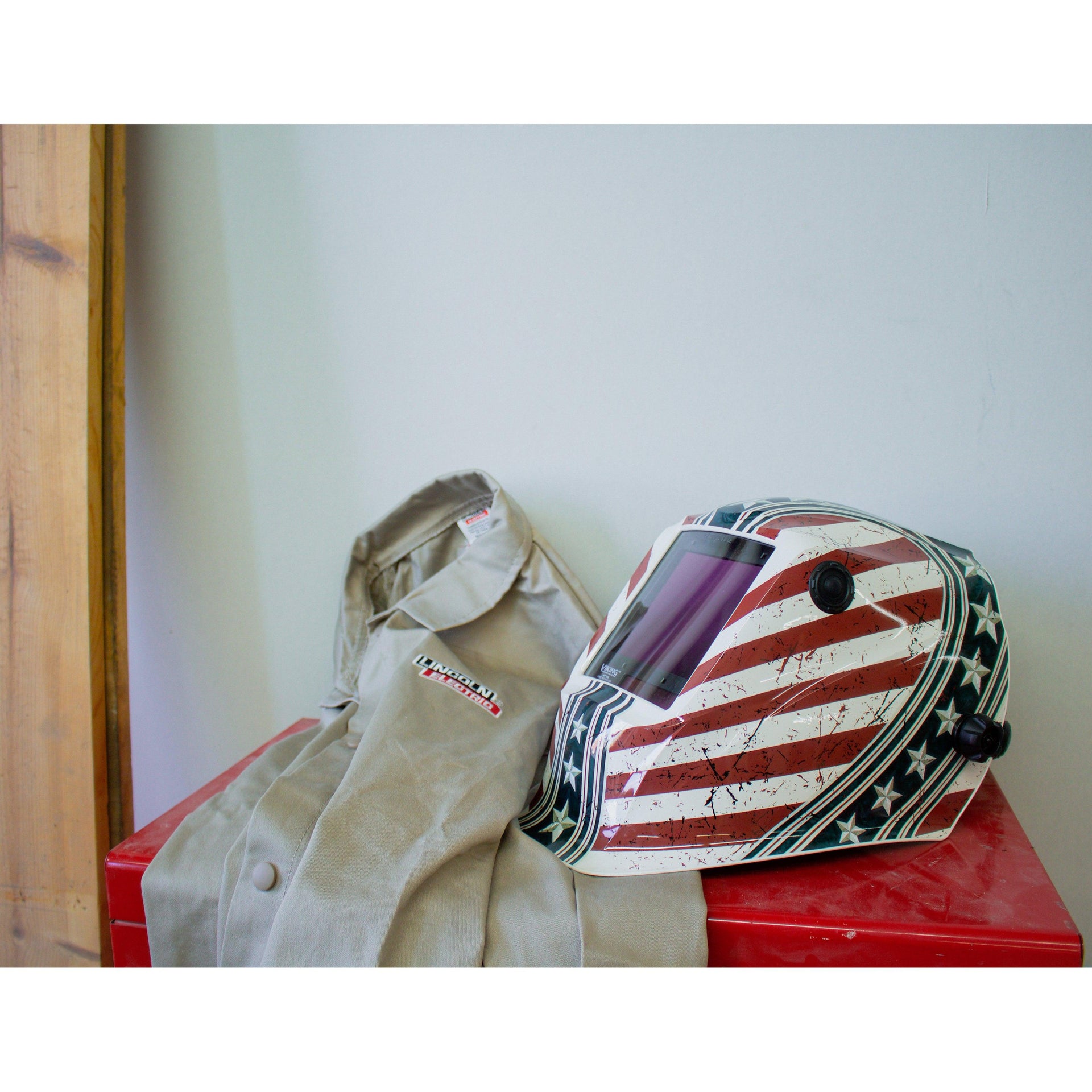 Lincoln Viking 3350 4C Daredevil 4th Gen Welding Helmet - K3683-4