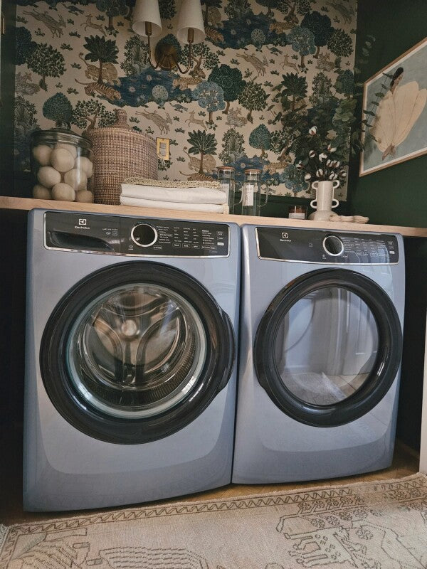 ELECTROLUX  400 Series Gas Dryer - 8.0 Cu. Ft. - Glacier Blue (ELFG7437AG)