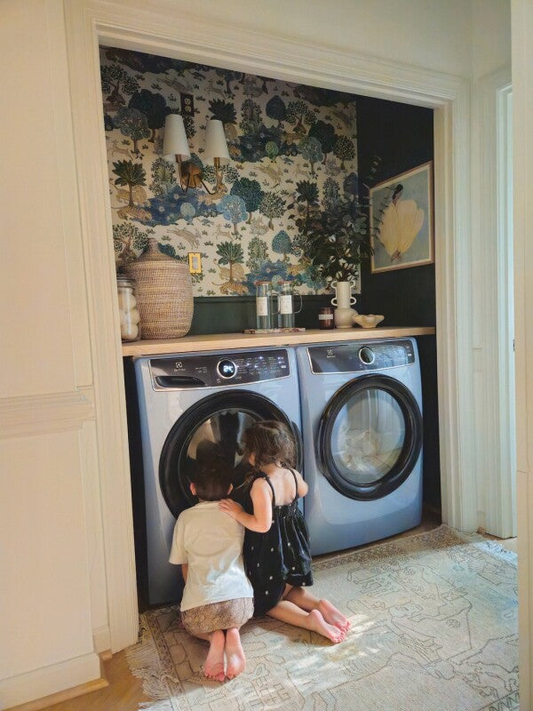 ELECTROLUX  400 Series Gas Dryer - 8.0 Cu. Ft. - Glacier Blue (ELFG7437AG)