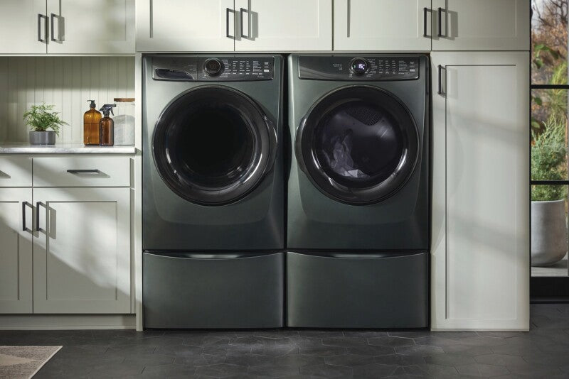 ELECTROLUX  700 Series Gas Dryer - 8.0 Cu. Ft. - Alpine (ELFG7738AA)