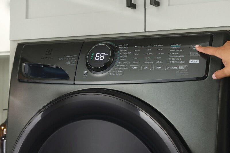ELECTROLUX  700 Series Front Load Washer with Smartboost®, designed for cold water efficiency - 4.5 Cu. Ft. - White (ELFW7738AW)