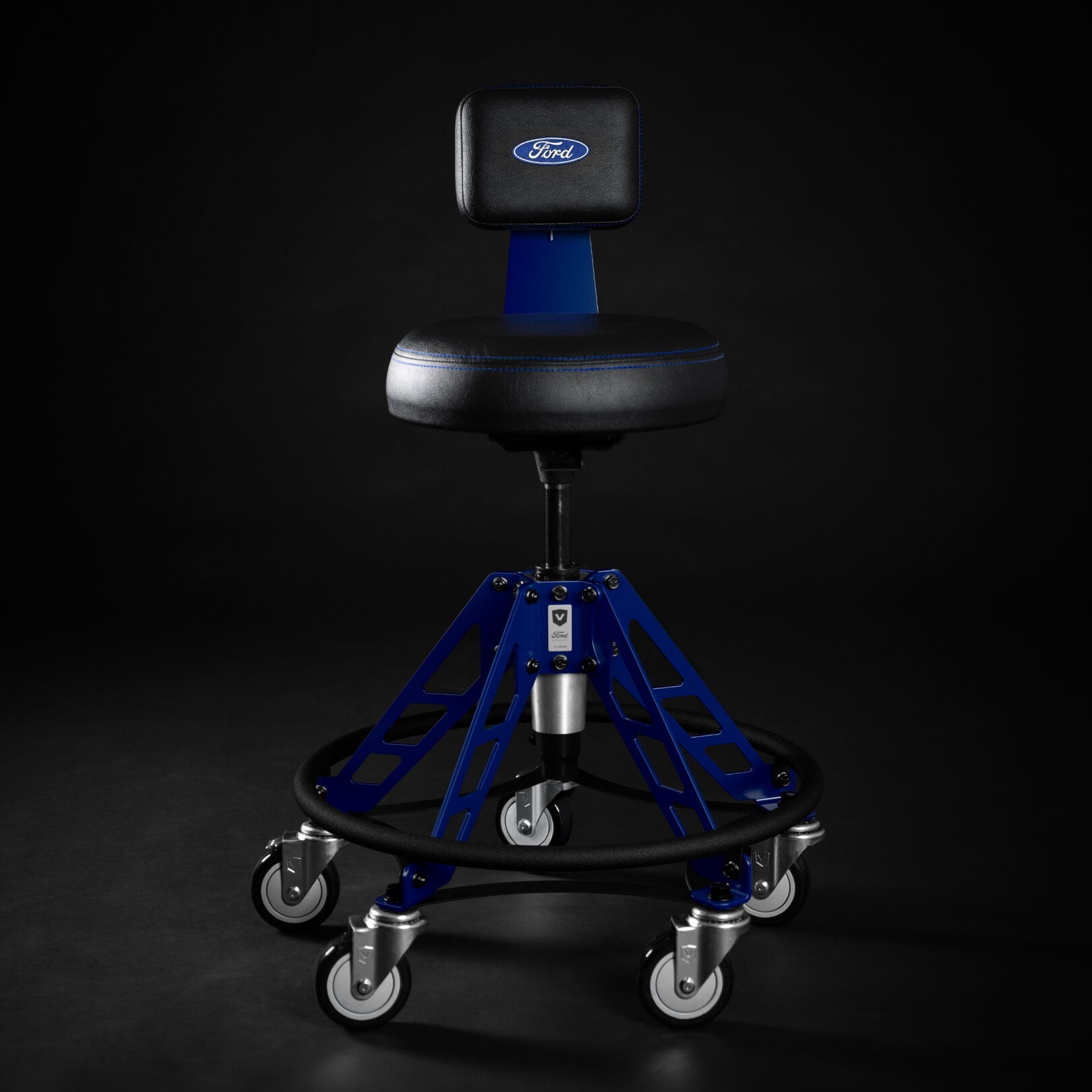 FORD® OVAL - FORD BLUE (ELEVATED)