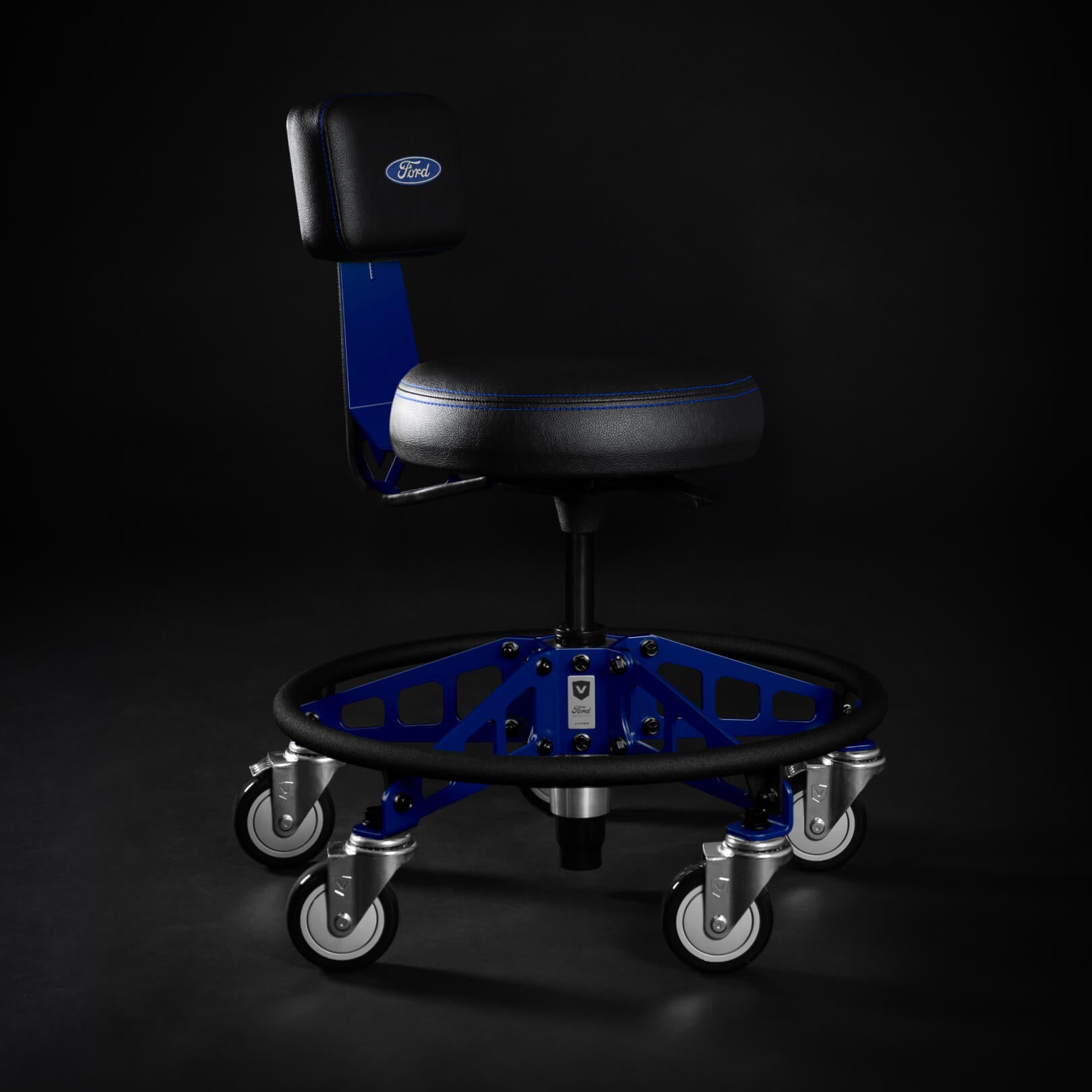 FORD® OVAL - FORD BLUE