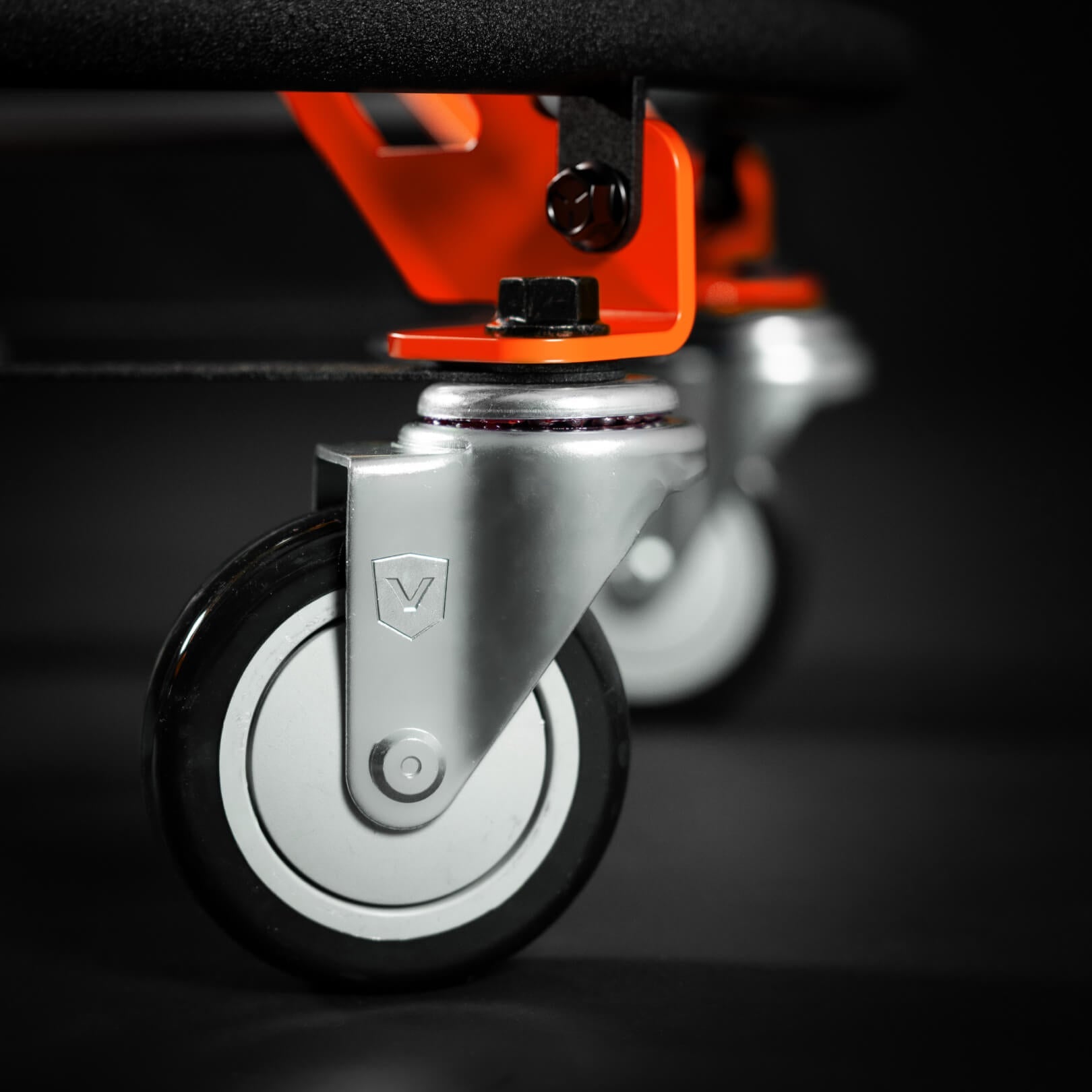 FORD MUSTANG® - COMPETITION ORANGE (ELEVATED)