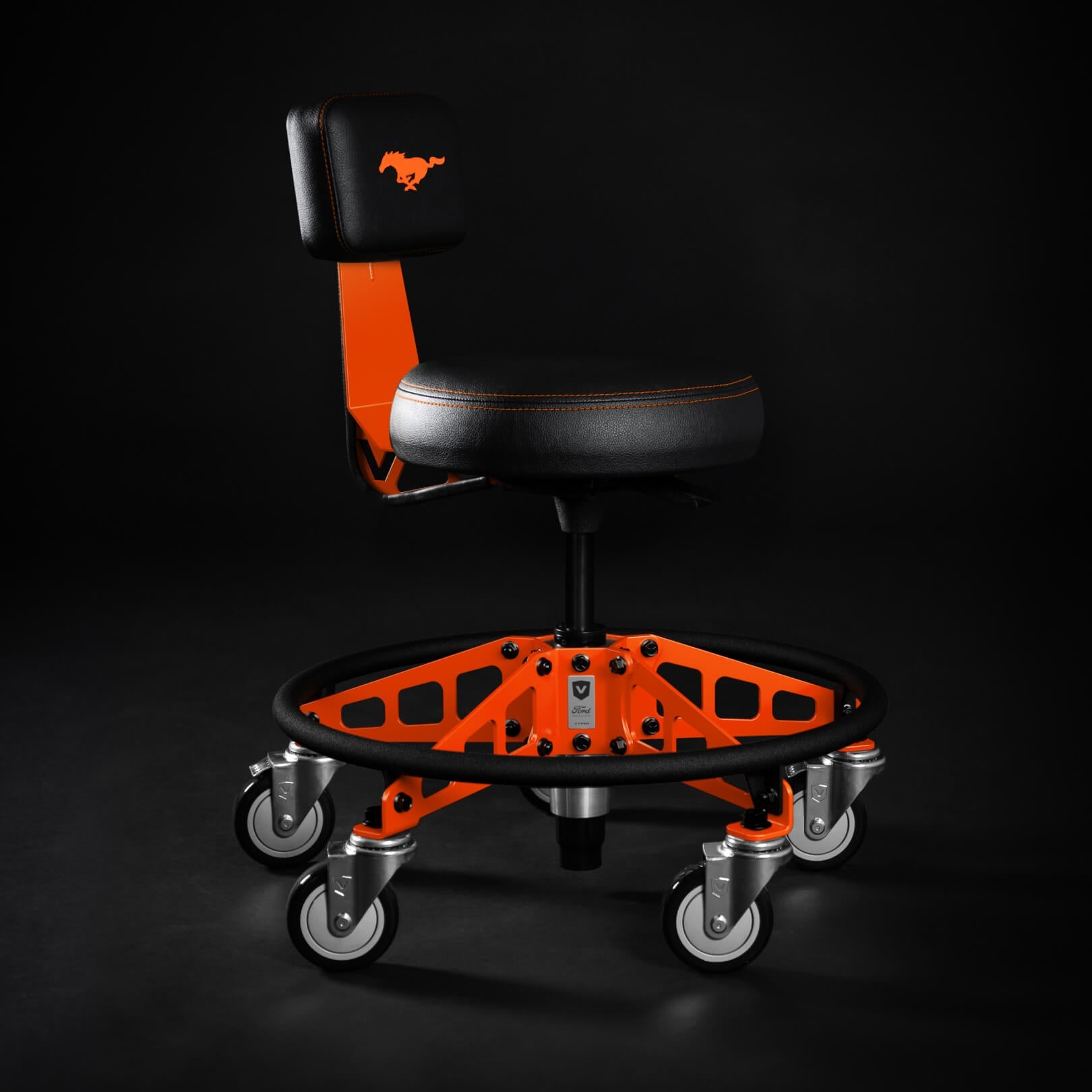 FORD MUSTANG® - COMPETITION ORANGE
