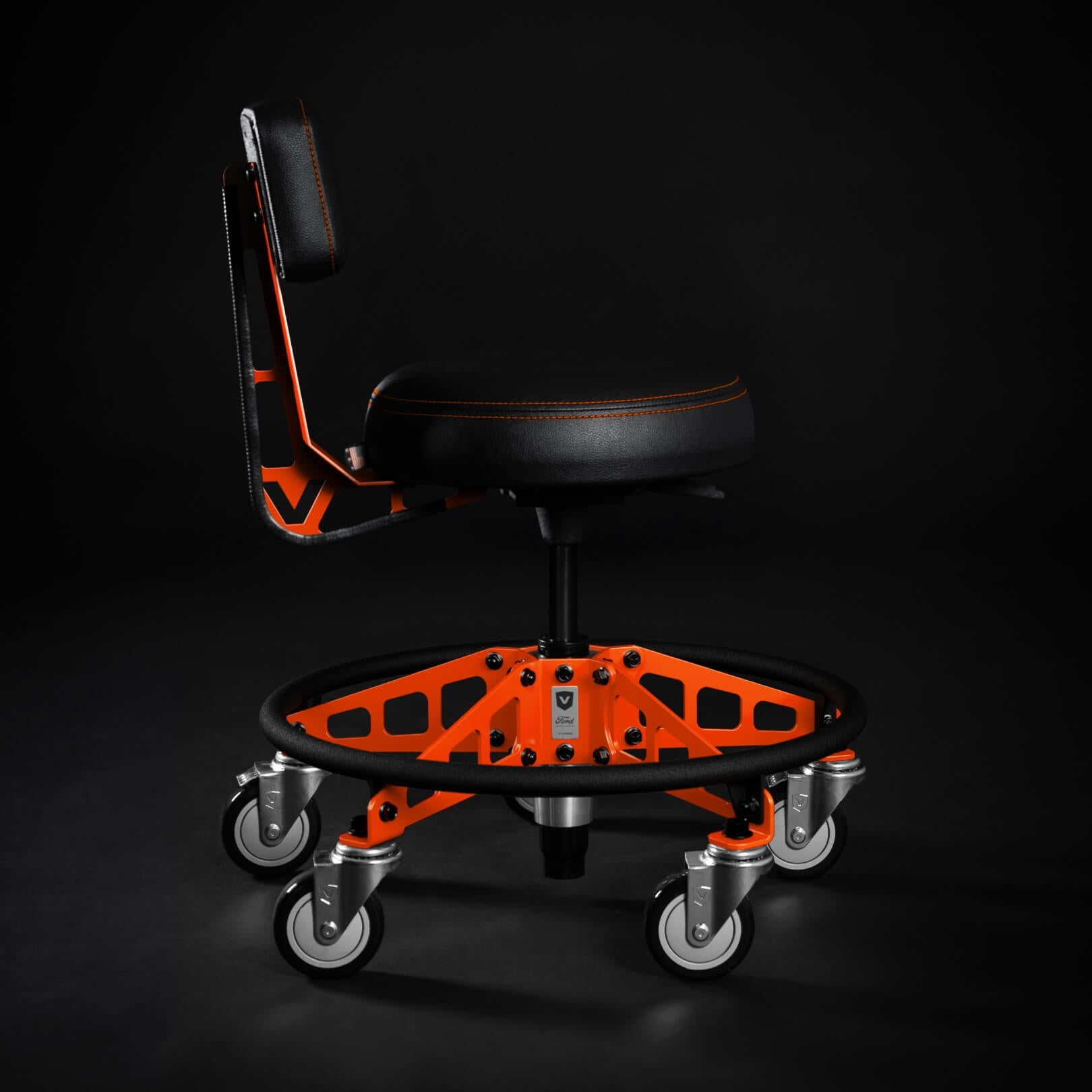 FORD MUSTANG® - COMPETITION ORANGE