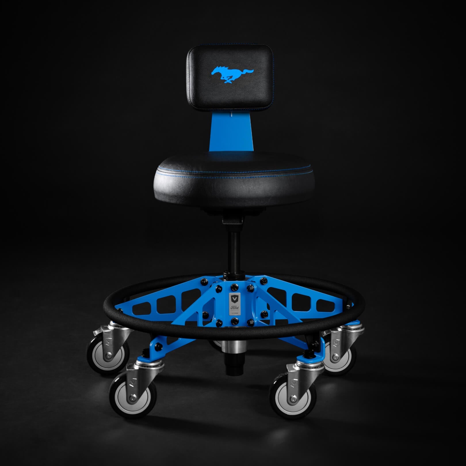 FORD MUSTANG® - GRABBER BLUE