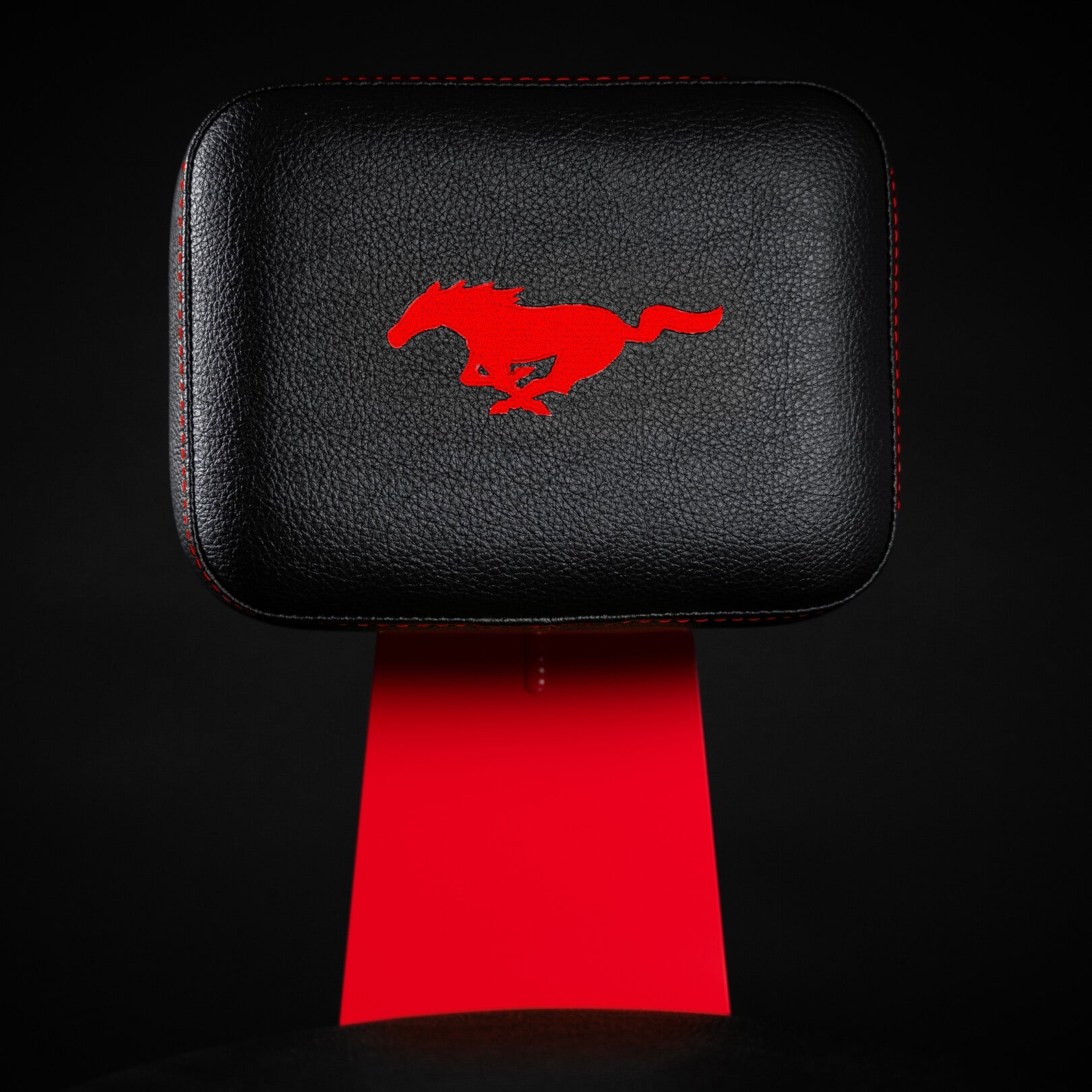 FORD MUSTANG® - RACE RED (ELEVATED)
