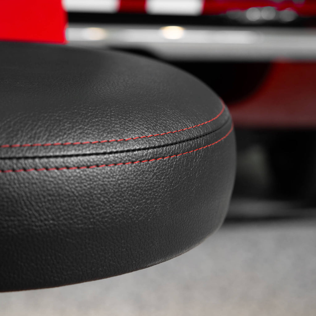 FORD MUSTANG® - RACE RED (ELEVATED)