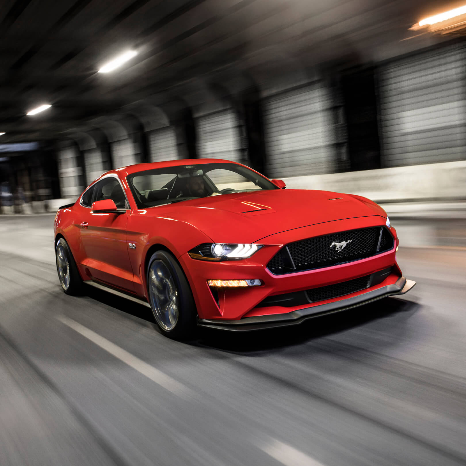 FORD MUSTANG® - RACE RED (ELEVATED)