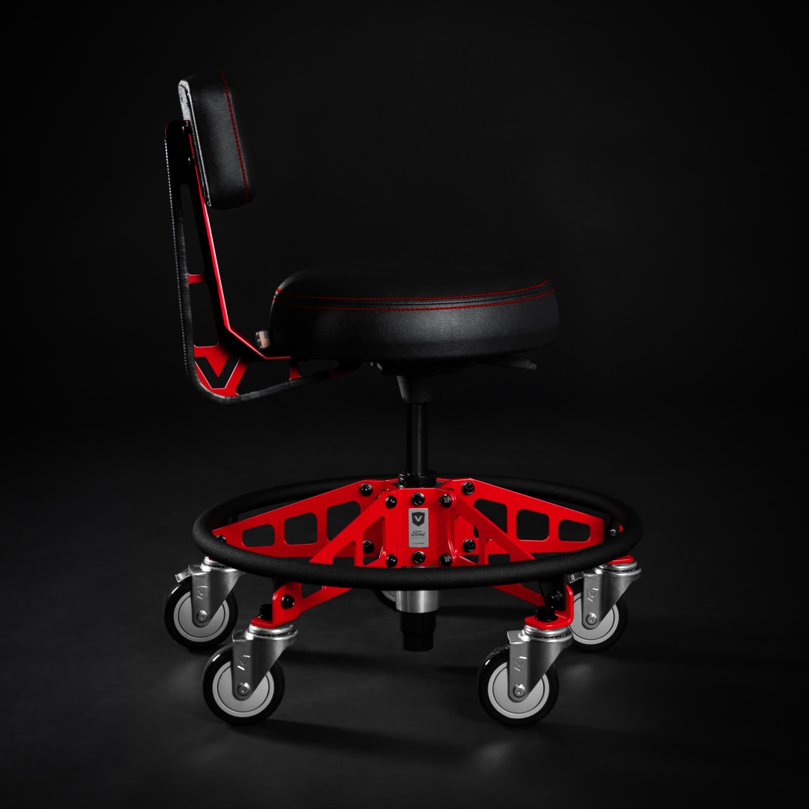 FORD MUSTANG® - RACE RED