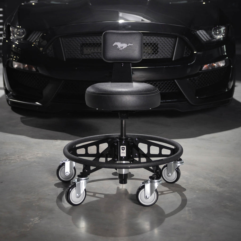 FORD MUSTANG® - SHADOW BLACK