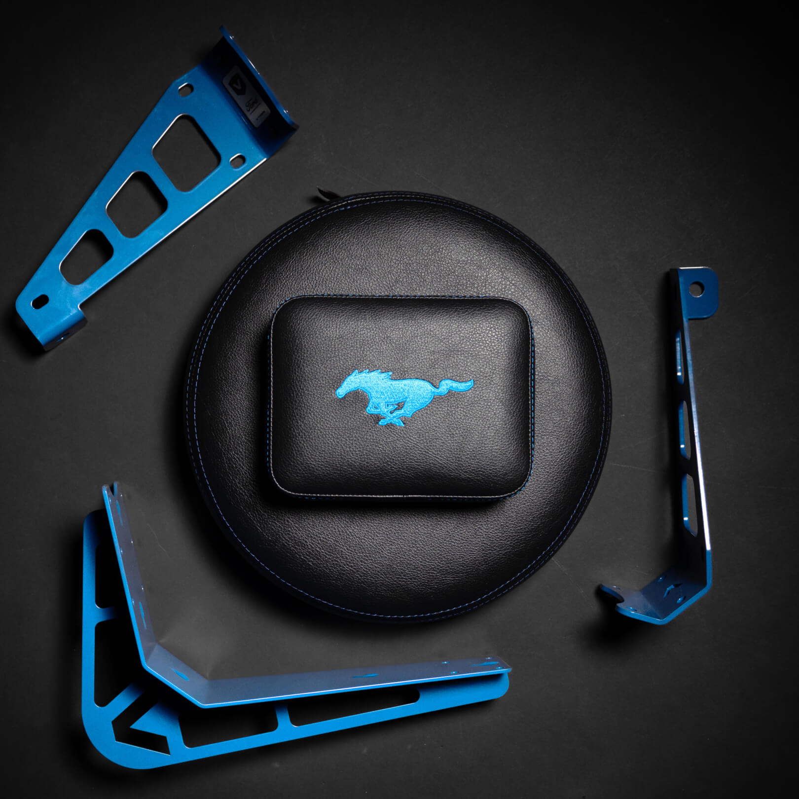 FORD MUSTANG® - GRABBER BLUE (ELEVATED)