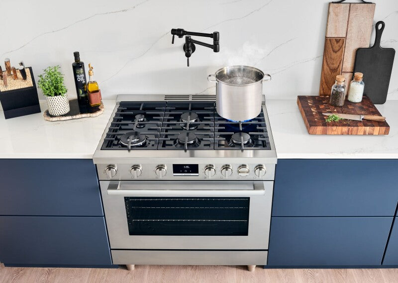 Bosch  800 Series Dual Fuel Freestanding Range 36'' - Stainless Steel (HDS8655U)