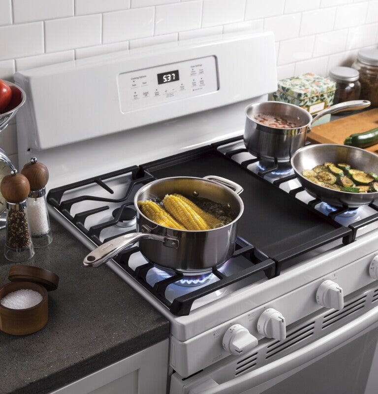 GE  30" Free-Standing Gas Range - White (JGBS66DEKWW)