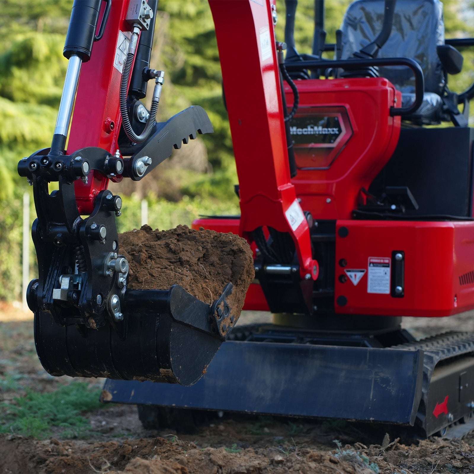 Mini Compact Excavator Kubota D722 Engine,  65.7" Max. Digging Depth, 1.2Ton, 2700 LBS Operating Weight,  MEC12
