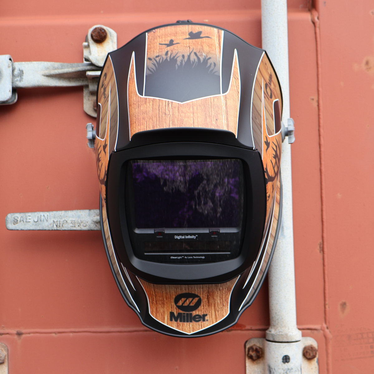 Miller Digital Infinity Welding Helmet w/ ClearLight 4x Lens, Outdoorsman - 296783