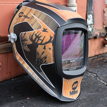 Miller Digital Infinity Welding Helmet w/ ClearLight 4x Lens, Outdoorsman - 296783