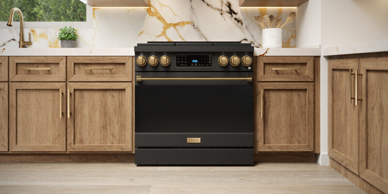 Thor Kitchen  30 Inch Professional Lp Range With Tilt Panel Touch Control In Matte Black Gordon Ramsay Series - Black (RSG30BLP)