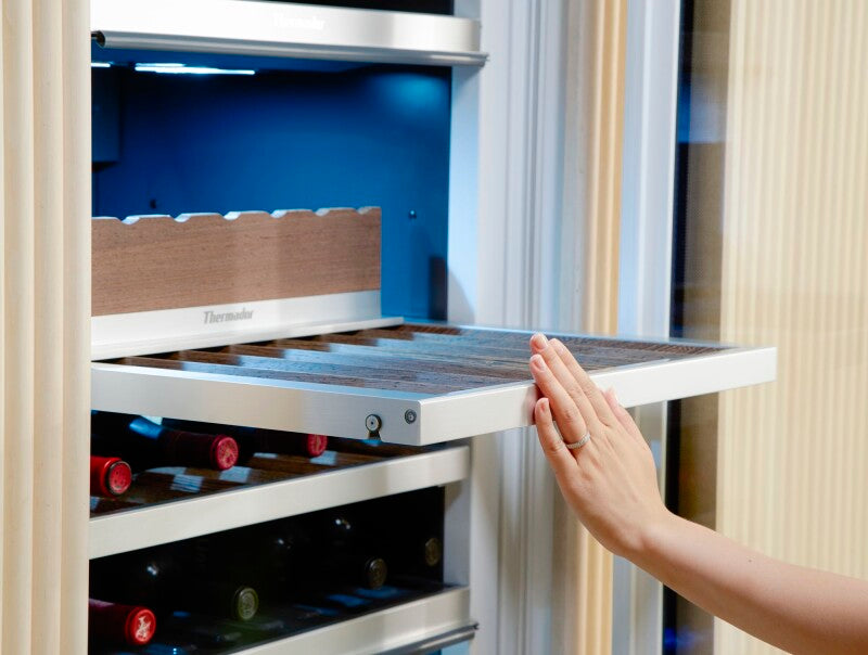 THERMADOR  Freedom® Built-in Wine Cooler 24'' Panel Ready - Other (T24IW905SP)