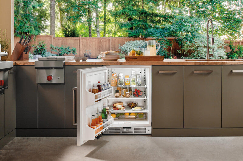SUB-ZERO  Legacy Model - 24" Outdoor Undercounter Refrigerator - Stainless Door - Right Hinge - Other (UC24ROPHRH)