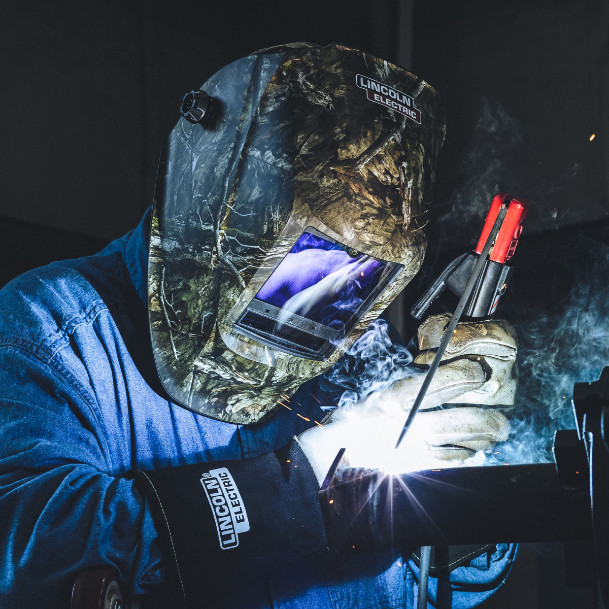 Lincoln Viking 3350 ADV Mossy Oak Country DNA 5th Gen Welding Helmet - K5423-5