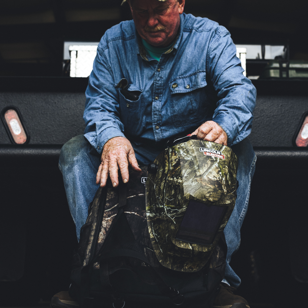 Lincoln Viking 3350 ADV Mossy Oak Country DNA 5th Gen Welding Helmet - K5423-5