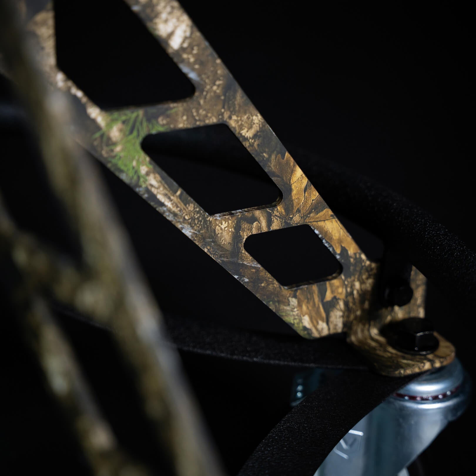 REALTREE® - HYDRO - APX CAMO (ELEVATED STEEL MAX)