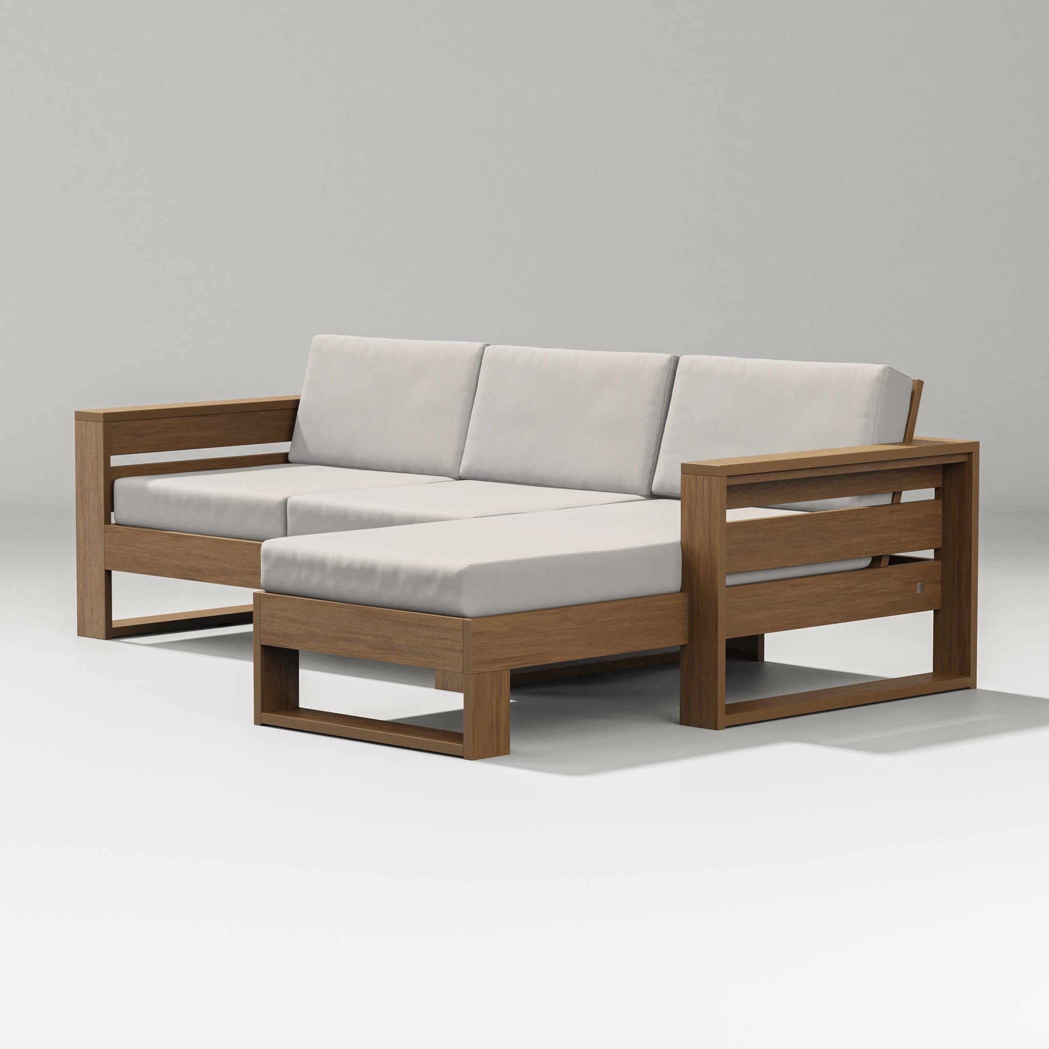 Latitude Right Chaise Sectional