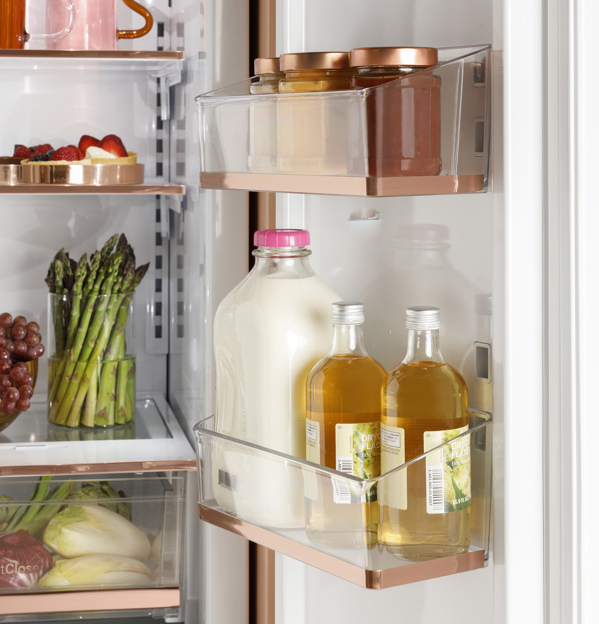 CAFÉ™ 36" Integrated French-Door Refrigerator