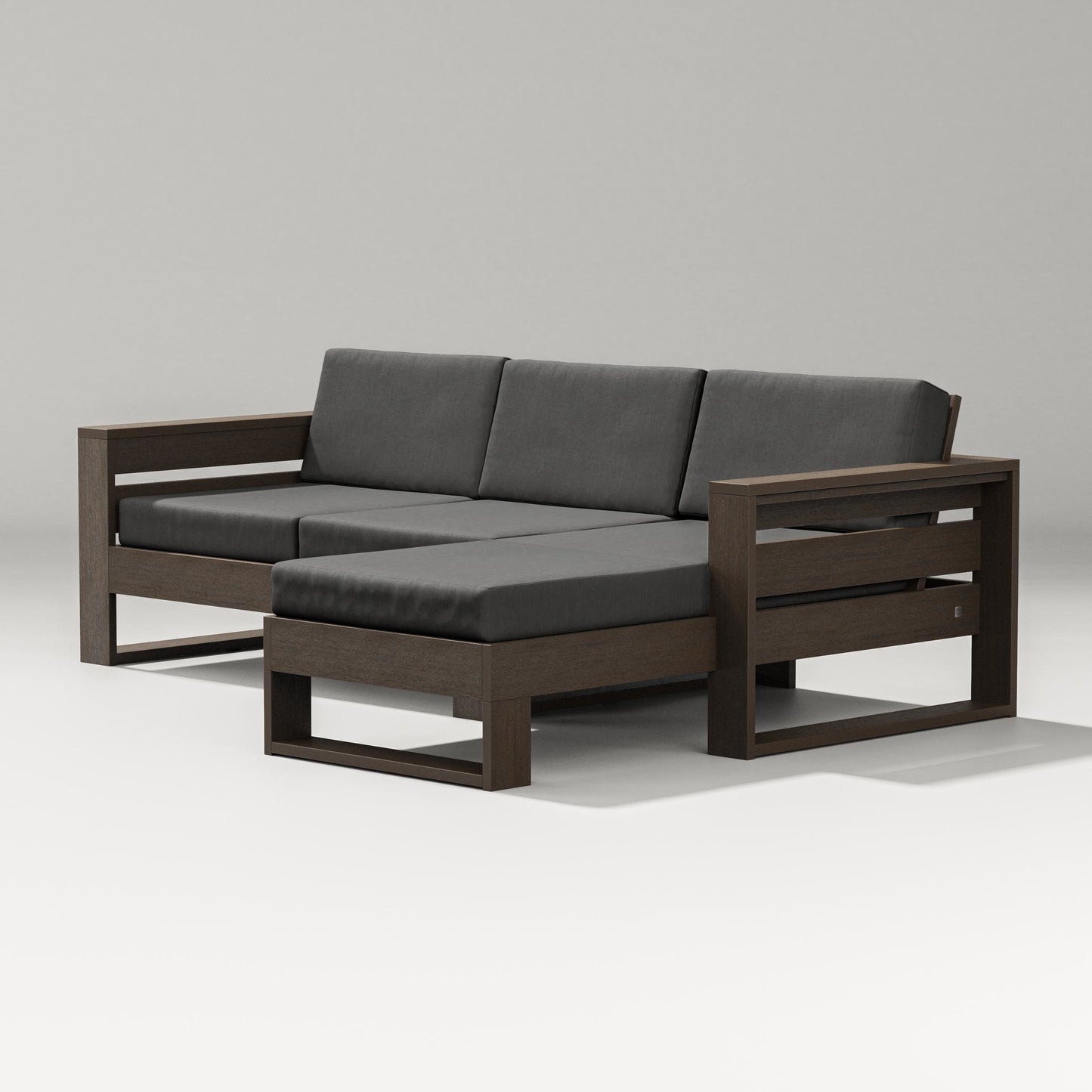 Latitude Right Chaise Sectional