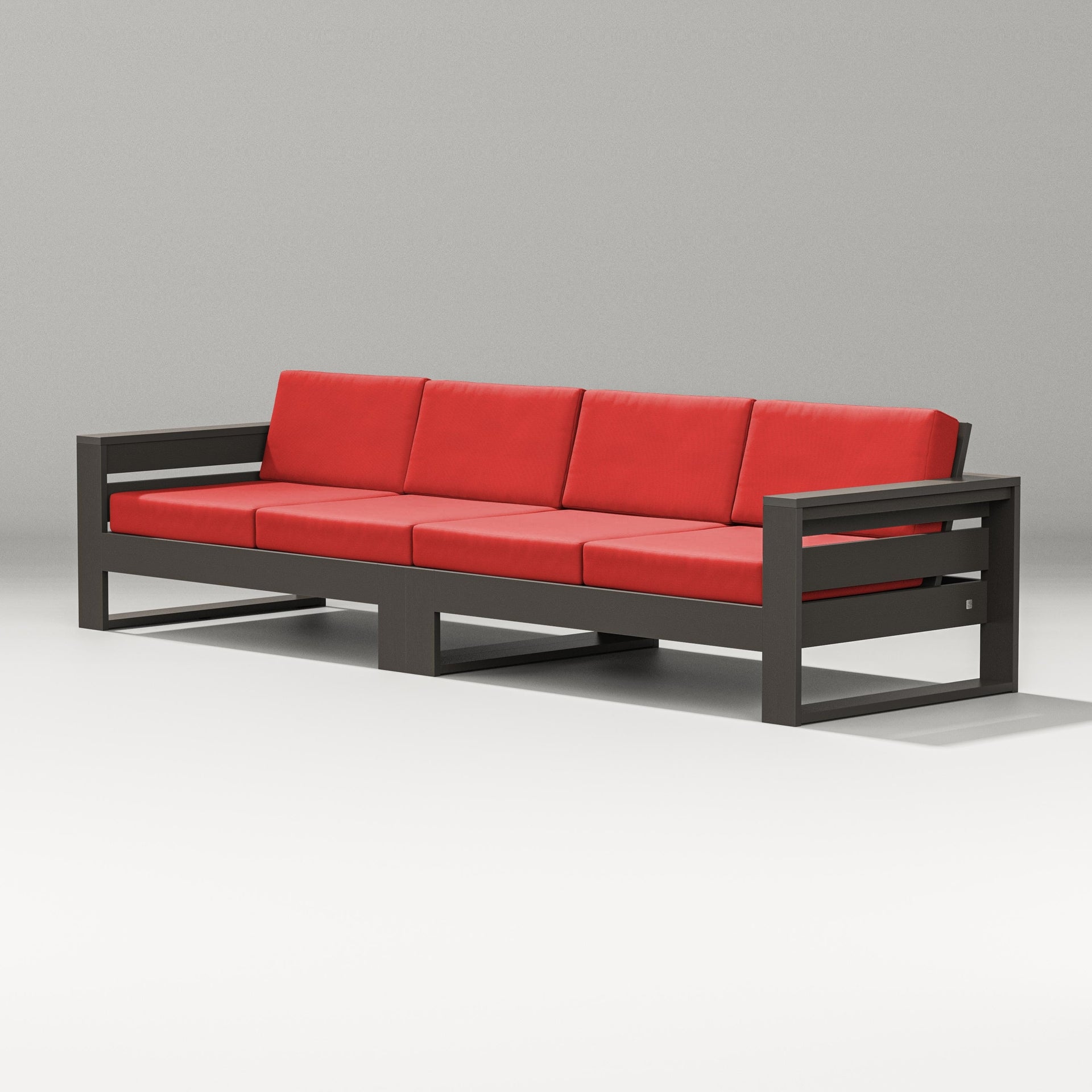 Latitude Straight Sectional